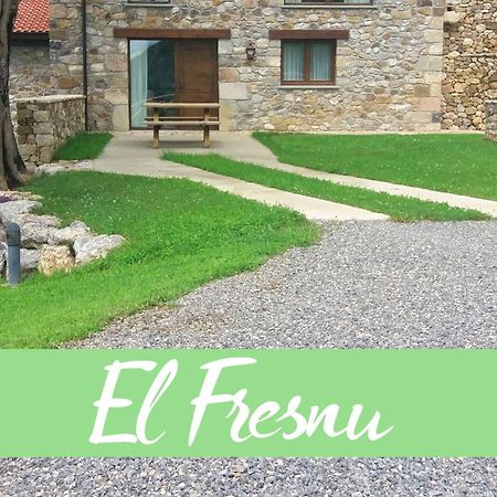 Apartamentos Rurales Casa La Piedra Collía Eksteriør bilde