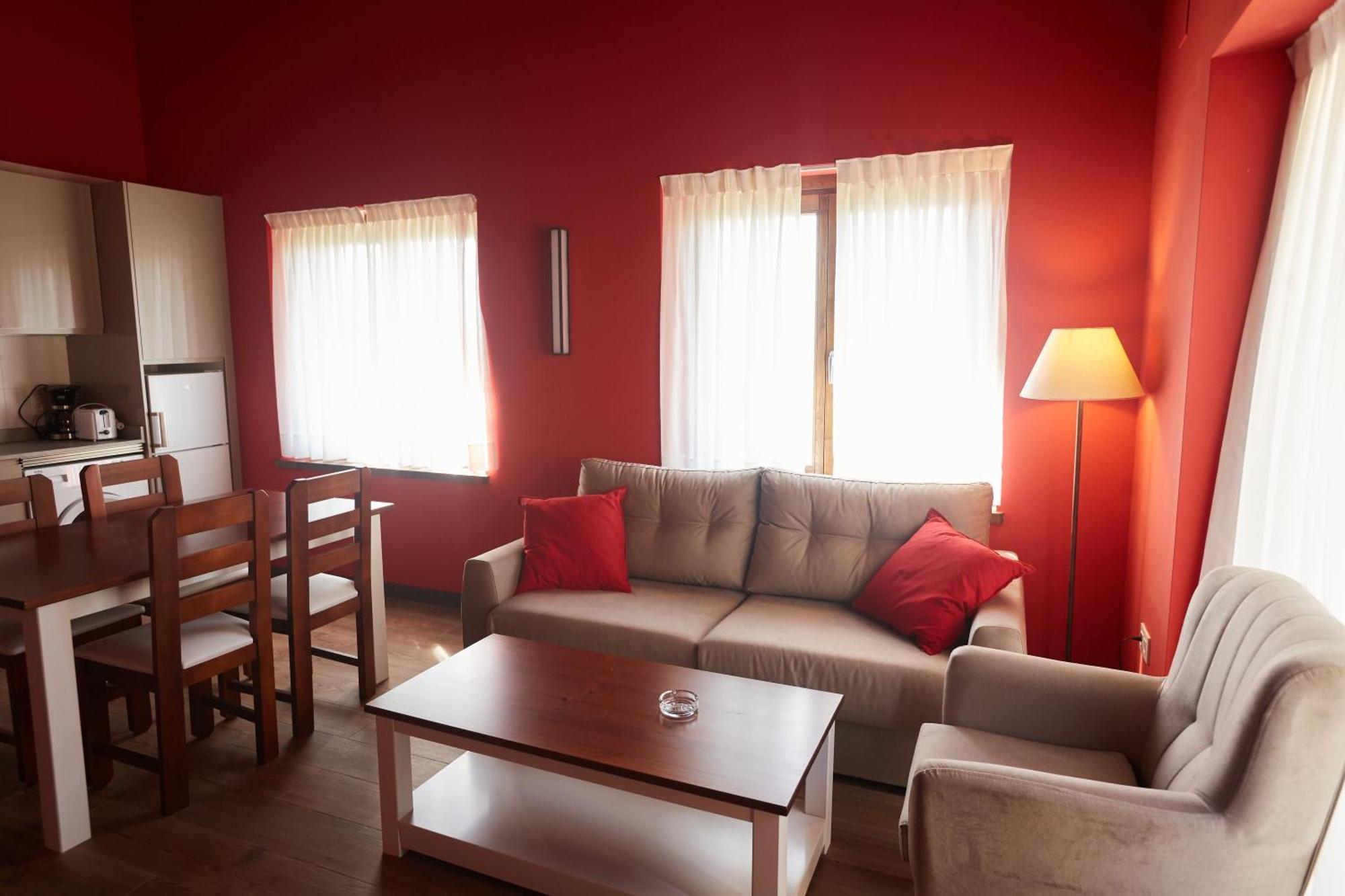 Apartamentos Rurales Casa La Piedra Collía Eksteriør bilde