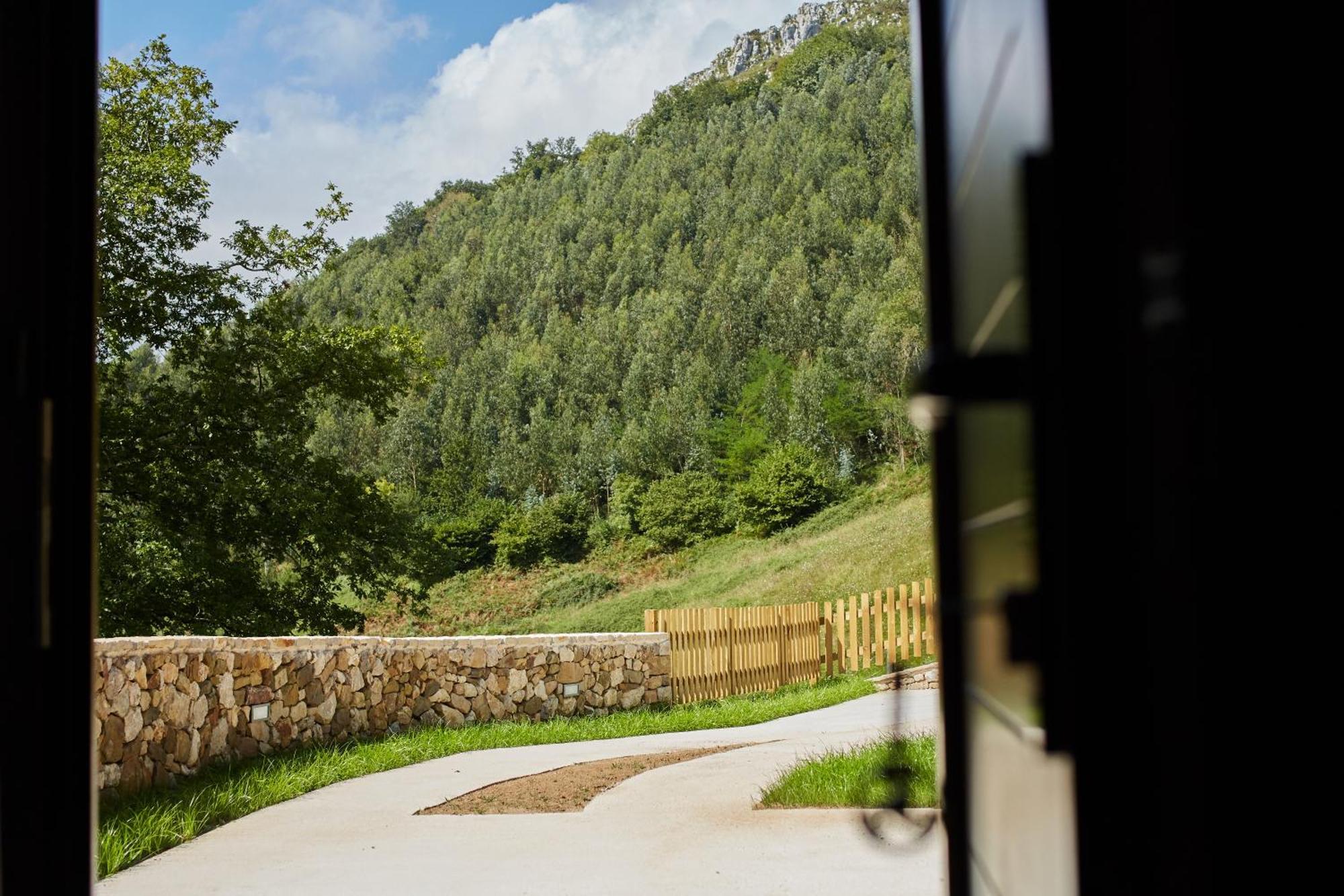 Apartamentos Rurales Casa La Piedra Collía Eksteriør bilde
