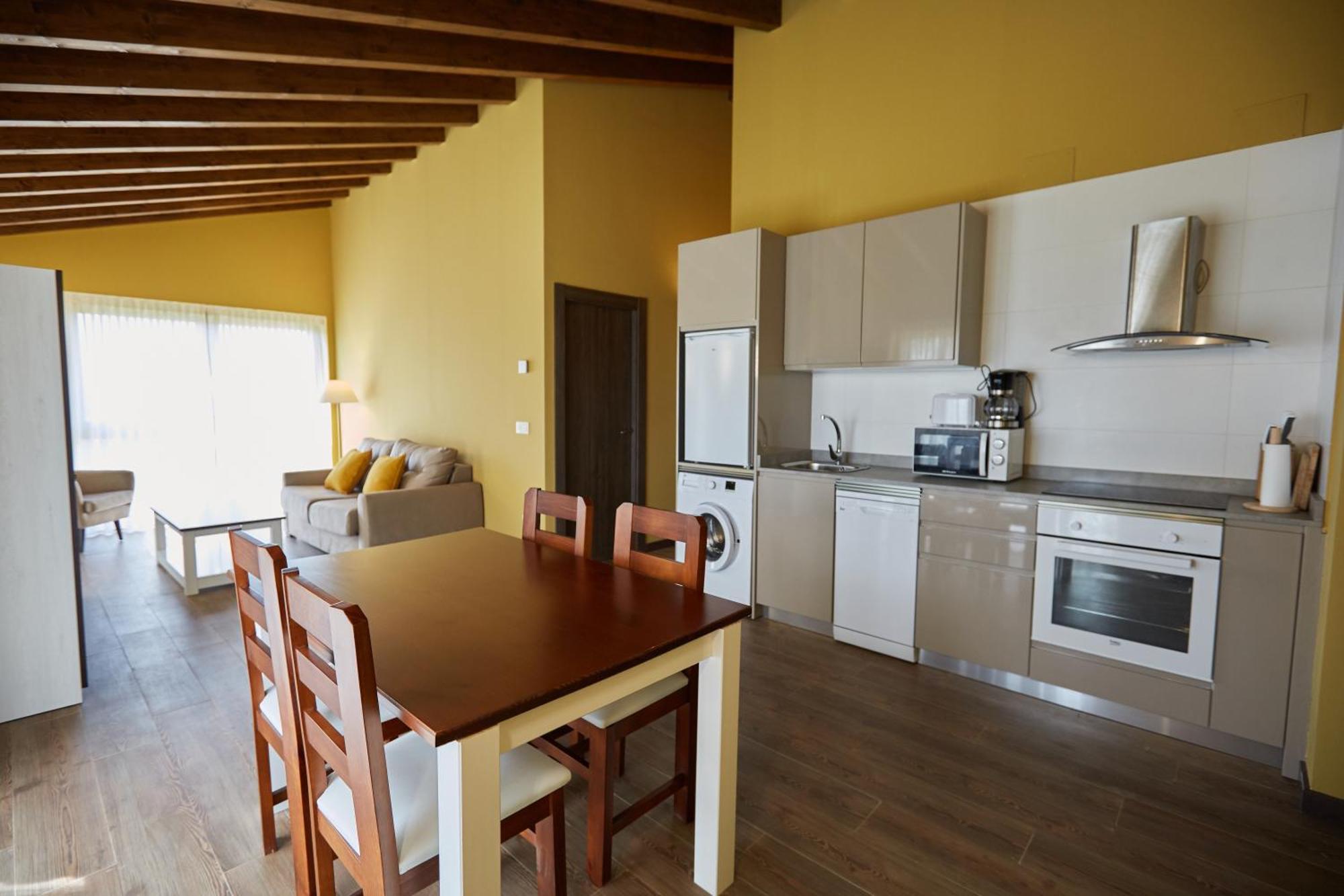 Apartamentos Rurales Casa La Piedra Collía Eksteriør bilde