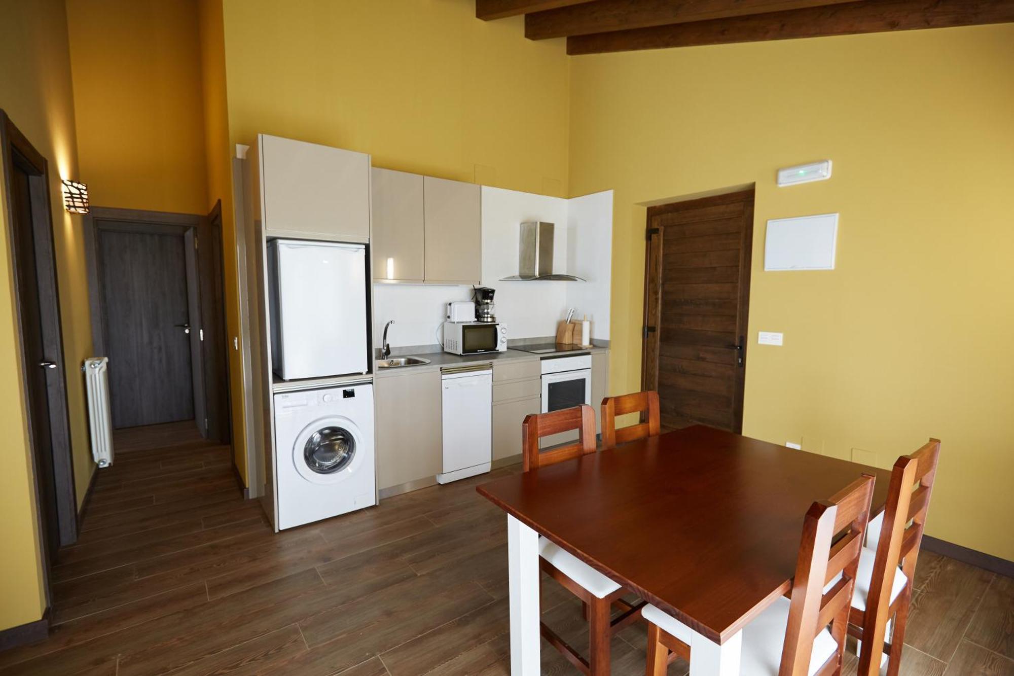 Apartamentos Rurales Casa La Piedra Collía Eksteriør bilde