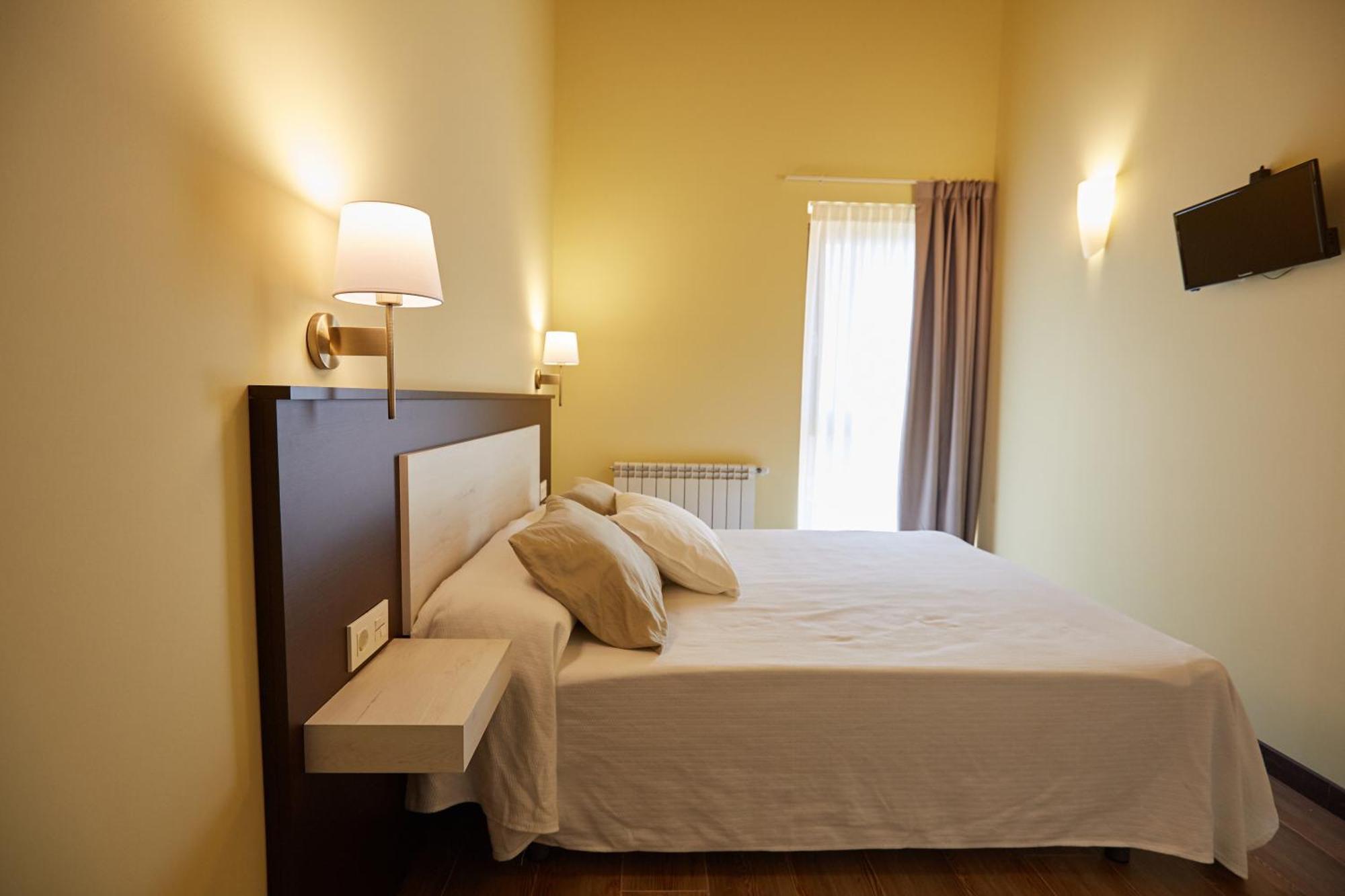 Apartamentos Rurales Casa La Piedra Collía Eksteriør bilde