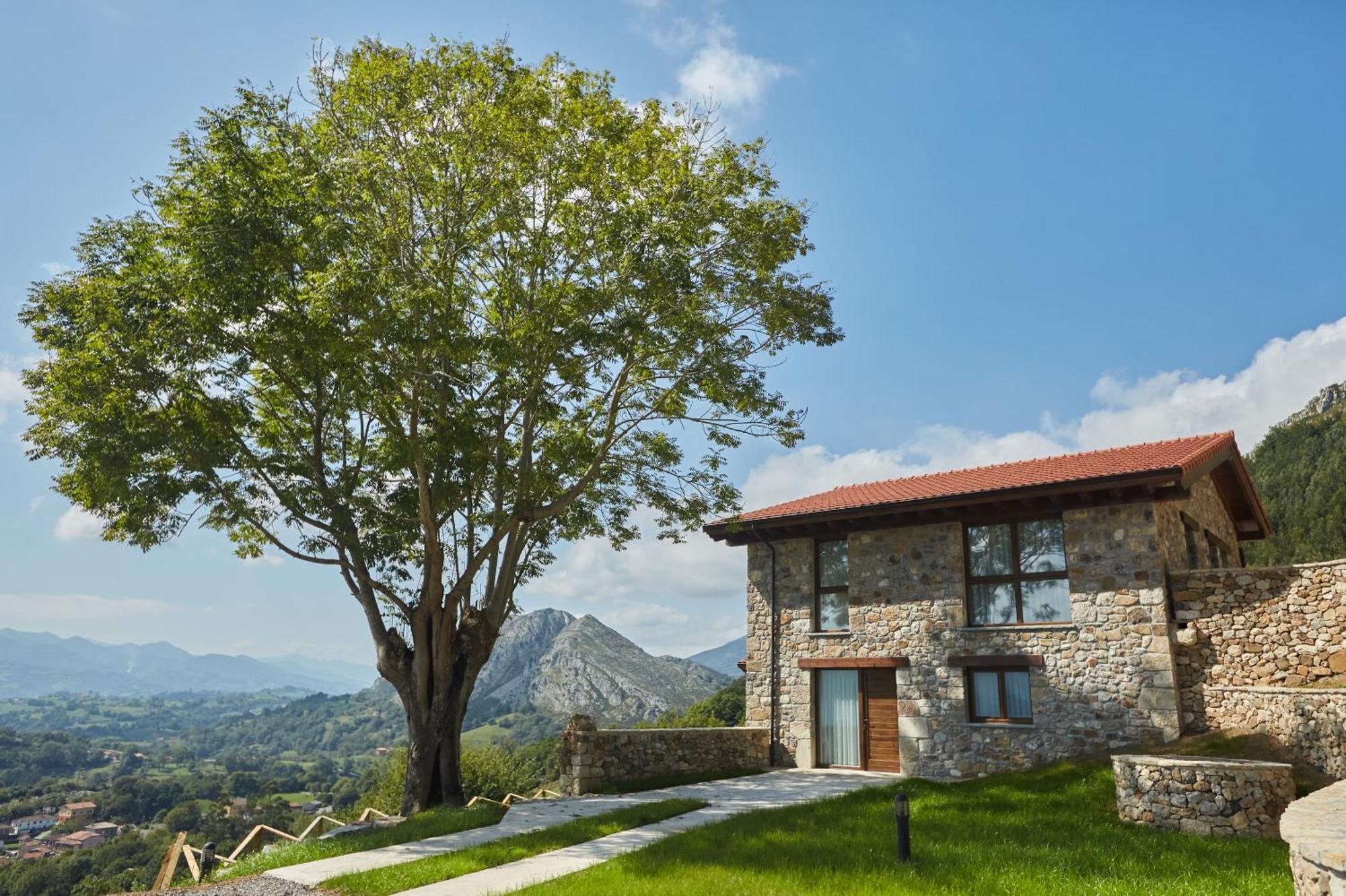 Apartamentos Rurales Casa La Piedra Collía Eksteriør bilde